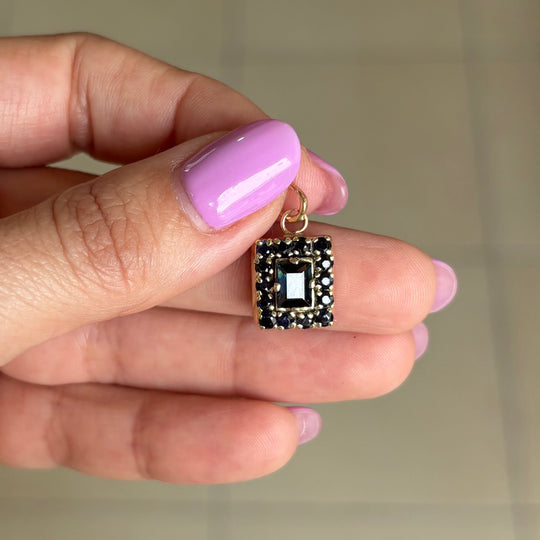 Sapphire square Pendent