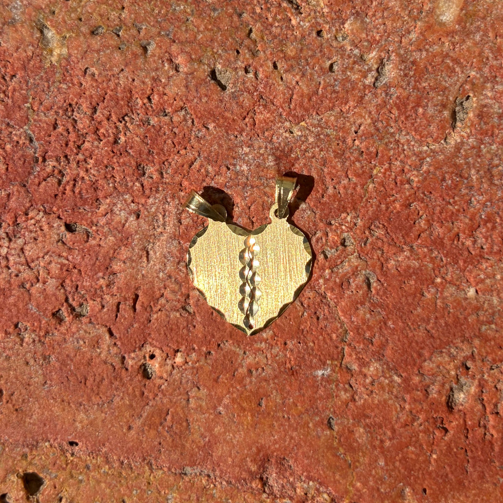 Large breakable heart pendant