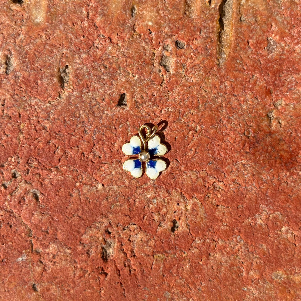 Vintage enamel flower pendant with a pearl