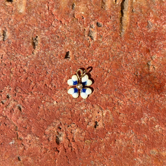 Vintage enamel flower pendant with a pearl
