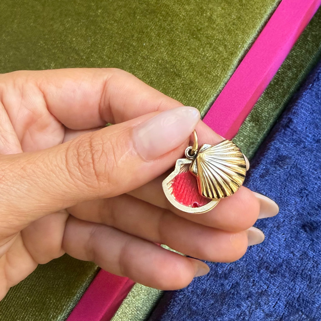 Shell locket pendant