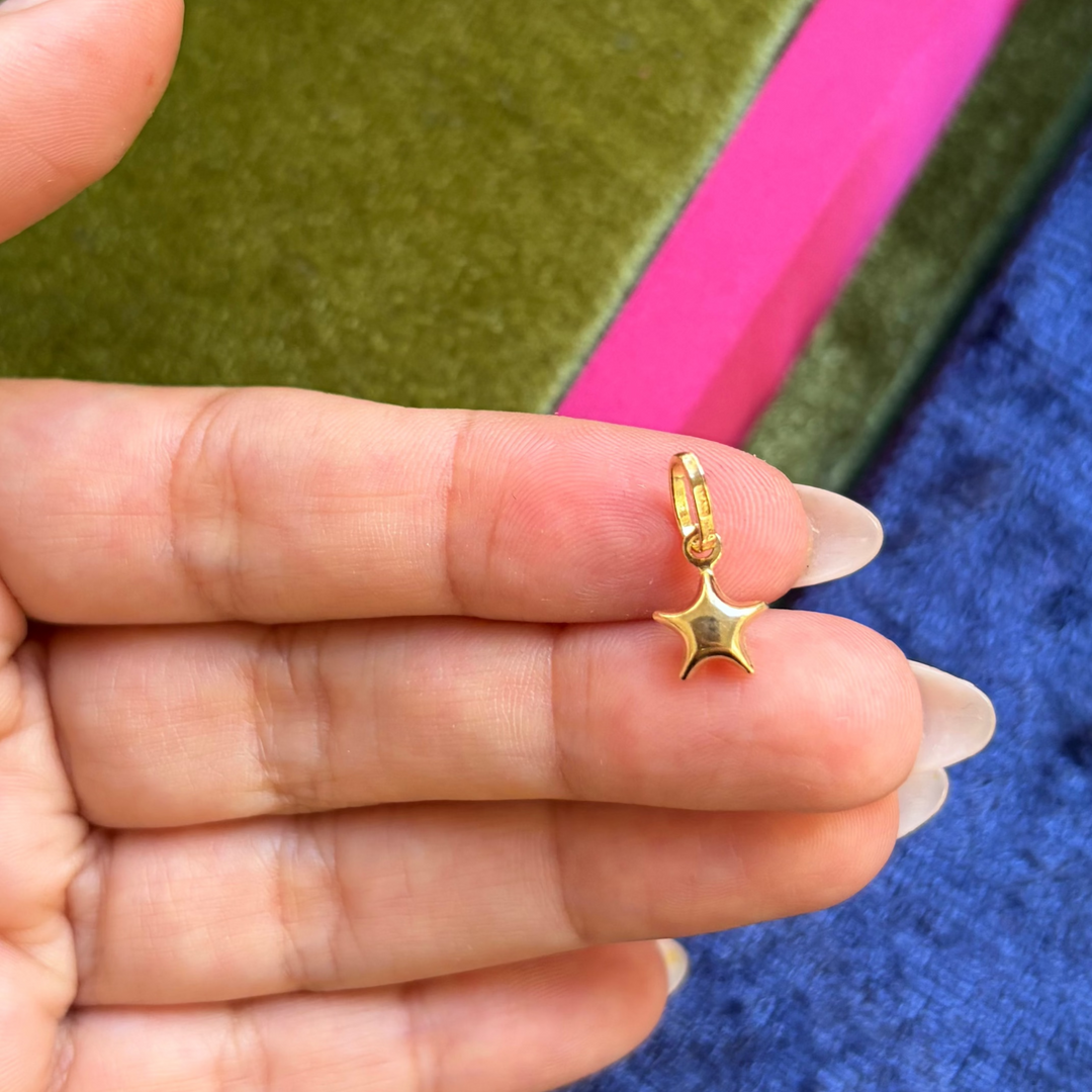Mini puffy star charm